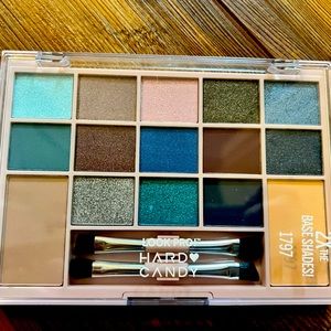 New - Hard Candy Look Pro Eyeshadow Palette